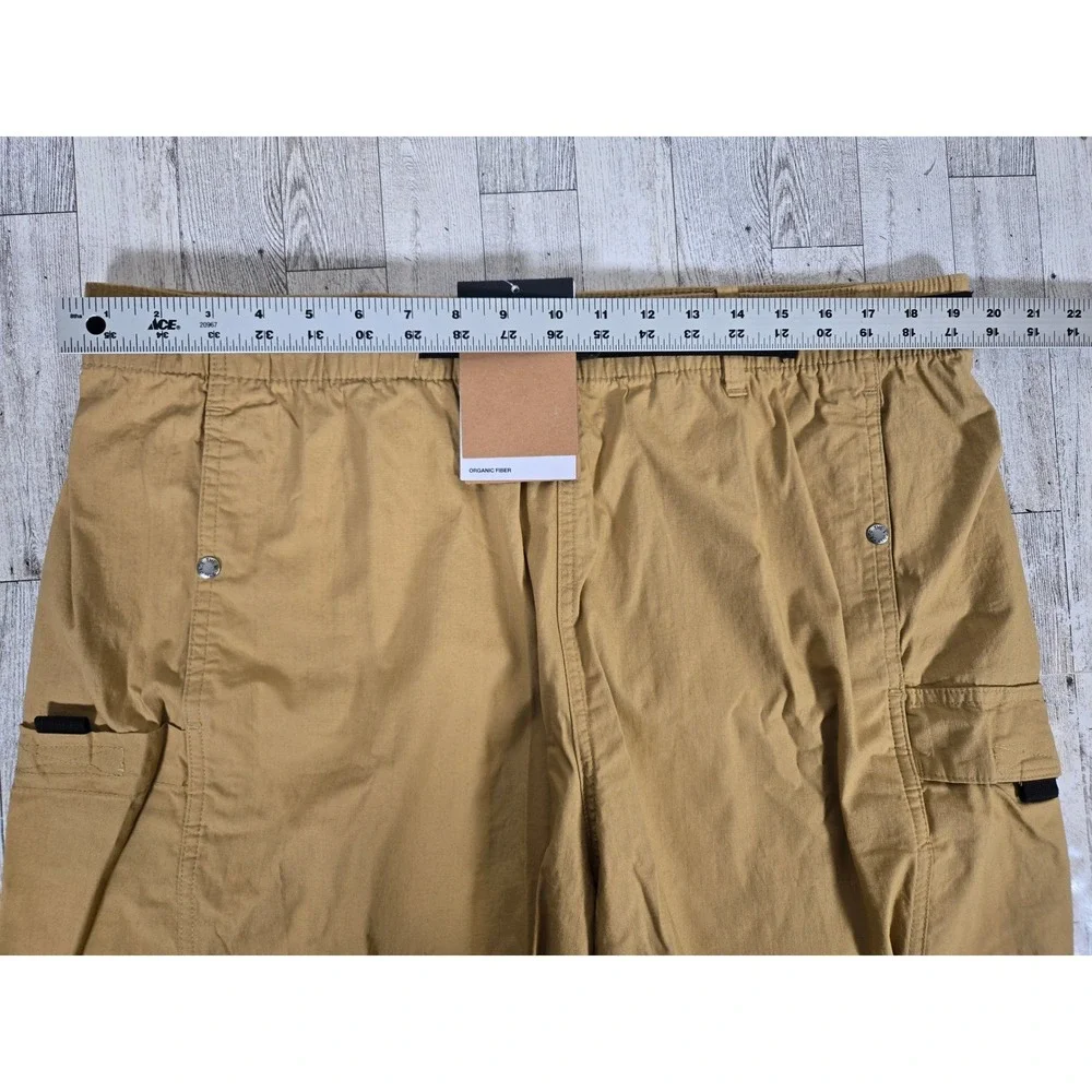 The North Face Mens Ripstop Cargo Shorts Antelope Tan NF0A7Q9S XL Regular NWT